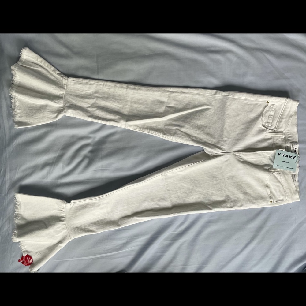 Frame 27 white flared hem Le Skinny de Jeanne